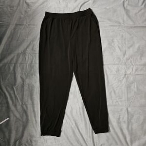Size medium light weight pants